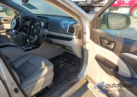 2016 Toyota Highlander Xle V6 from USA, damaged, VIN 5TDKKRFH9GS501657